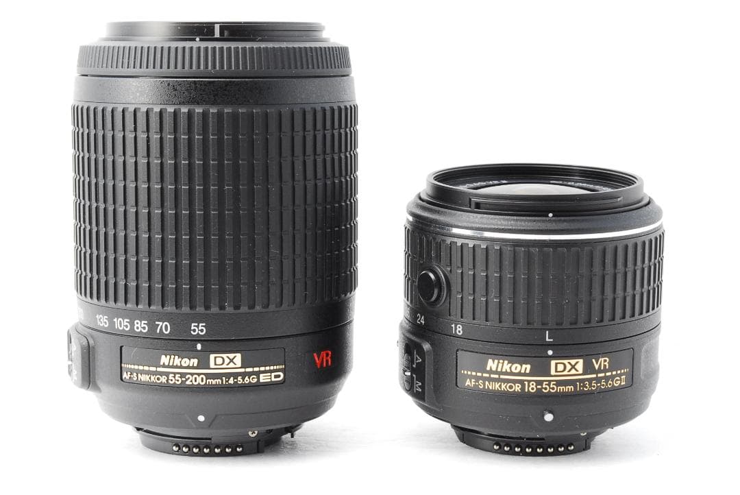 ❣️美品 ショット数 859回❣️ Nikon D5300 レッド ダブルレンズ