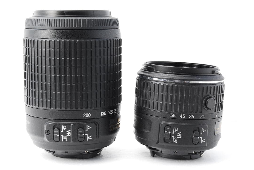 ❣️美品 ショット数 859回❣️ Nikon D5300 レッド ダブルレンズ