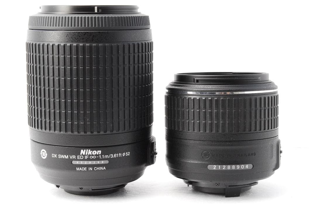 ❣️美品 ショット数 859回❣️ Nikon D5300 レッド ダブルレンズ