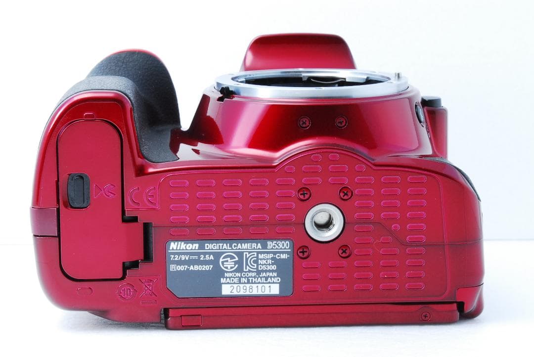 ❣️美品 ショット数 859回❣️ Nikon D5300 レッド ダブルレンズ