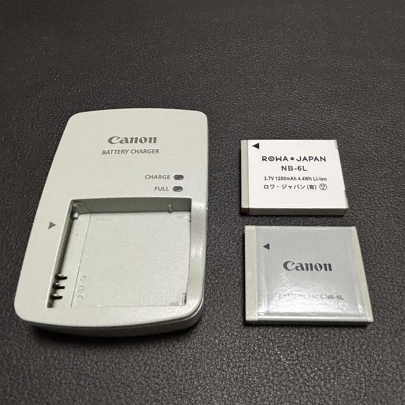 Canon IXY 10S 14メガピクセル コンパクトデジカメ　PC1467