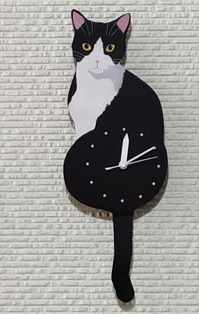 白黒ネコ