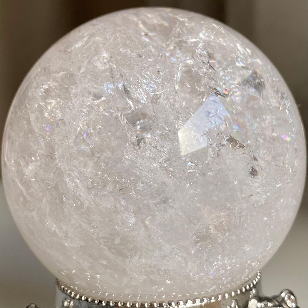 【 天然石 シュワシュワ 虹入り 水晶 スフィア 約54ミリ ブラジル産 丸玉】