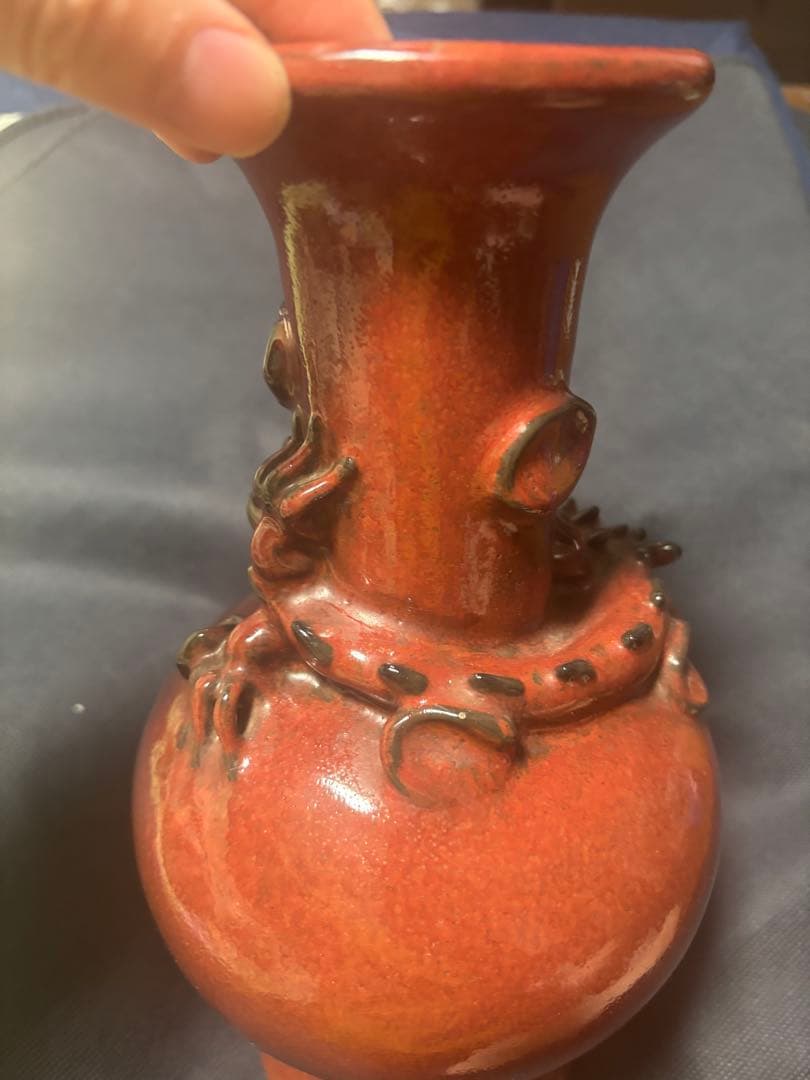 中国古美術品　清の時代　紅釉　螭龍　花瓶　30cm