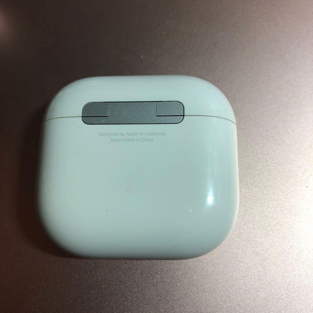 Apple AirPods 第4世代　ANC 充電ケース　A3059