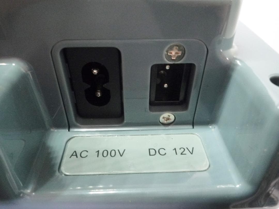 日本ビネガーボトラーズ ポータブル冷温庫 TWIN COOLER V-200MC