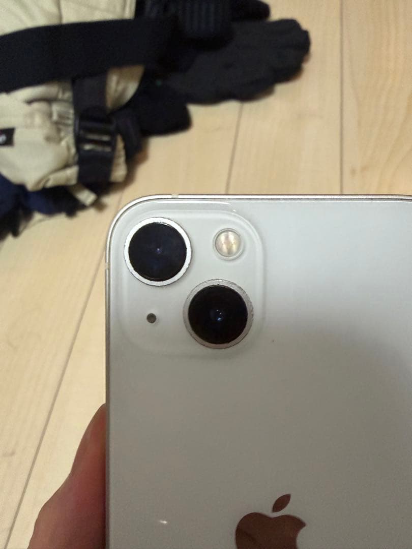 Apple iPhone 13 スターライト　本体