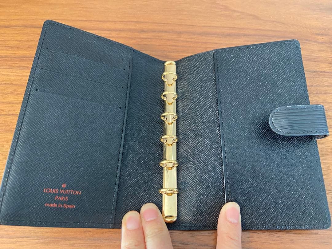 ルイヴィトンLOUIS VUITTON／手帳