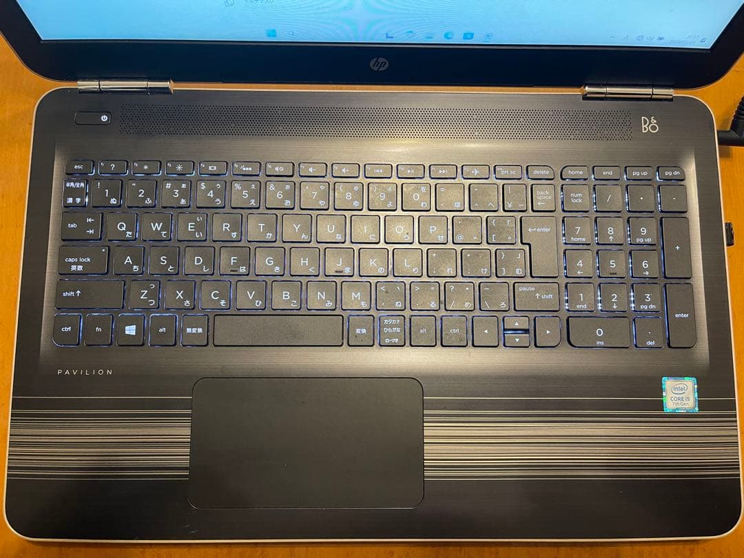 HP Pavilion 15-au107TU ゴールドノートPC