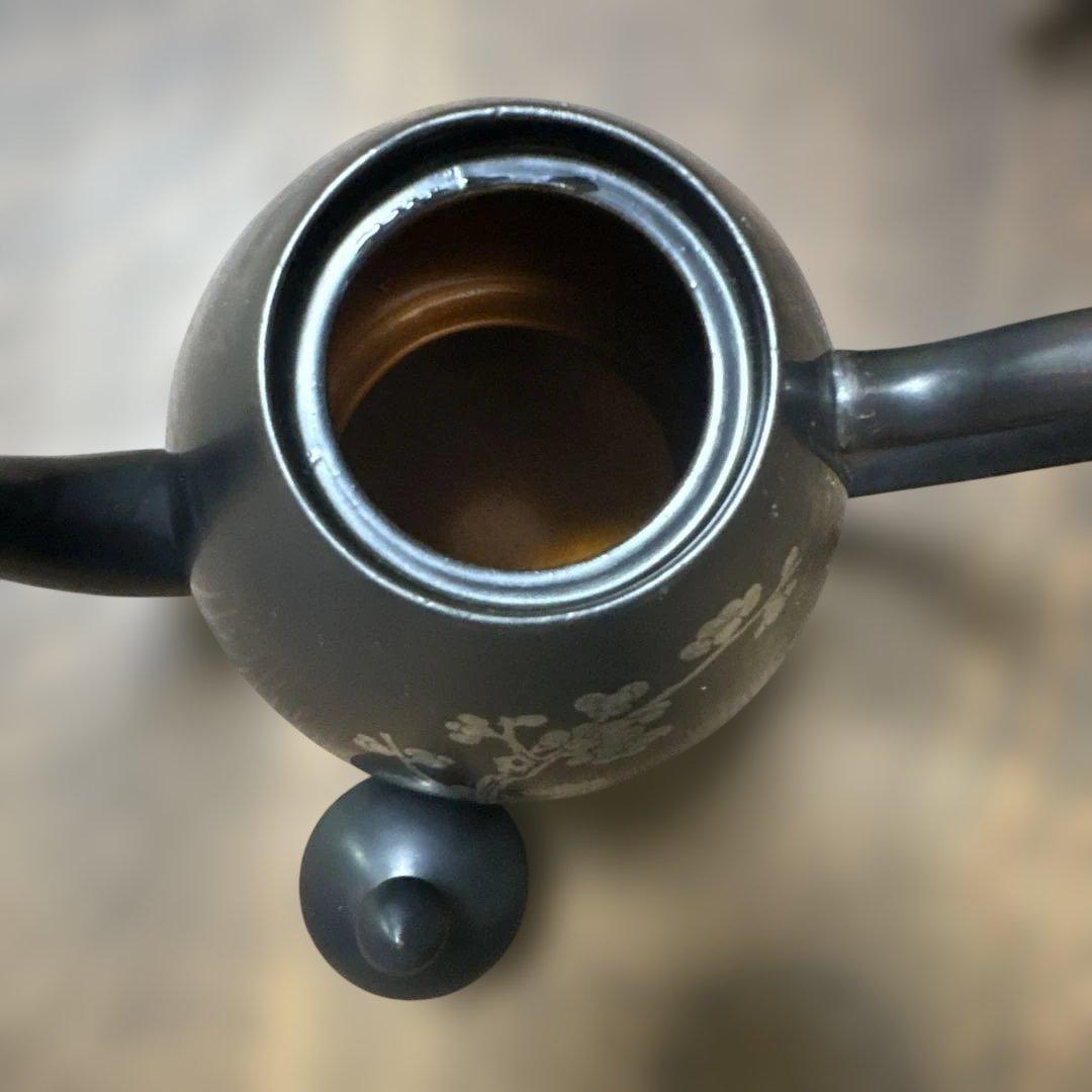 中国　ヴィンテージ　漆器 茶器セット 黒と金 花模様