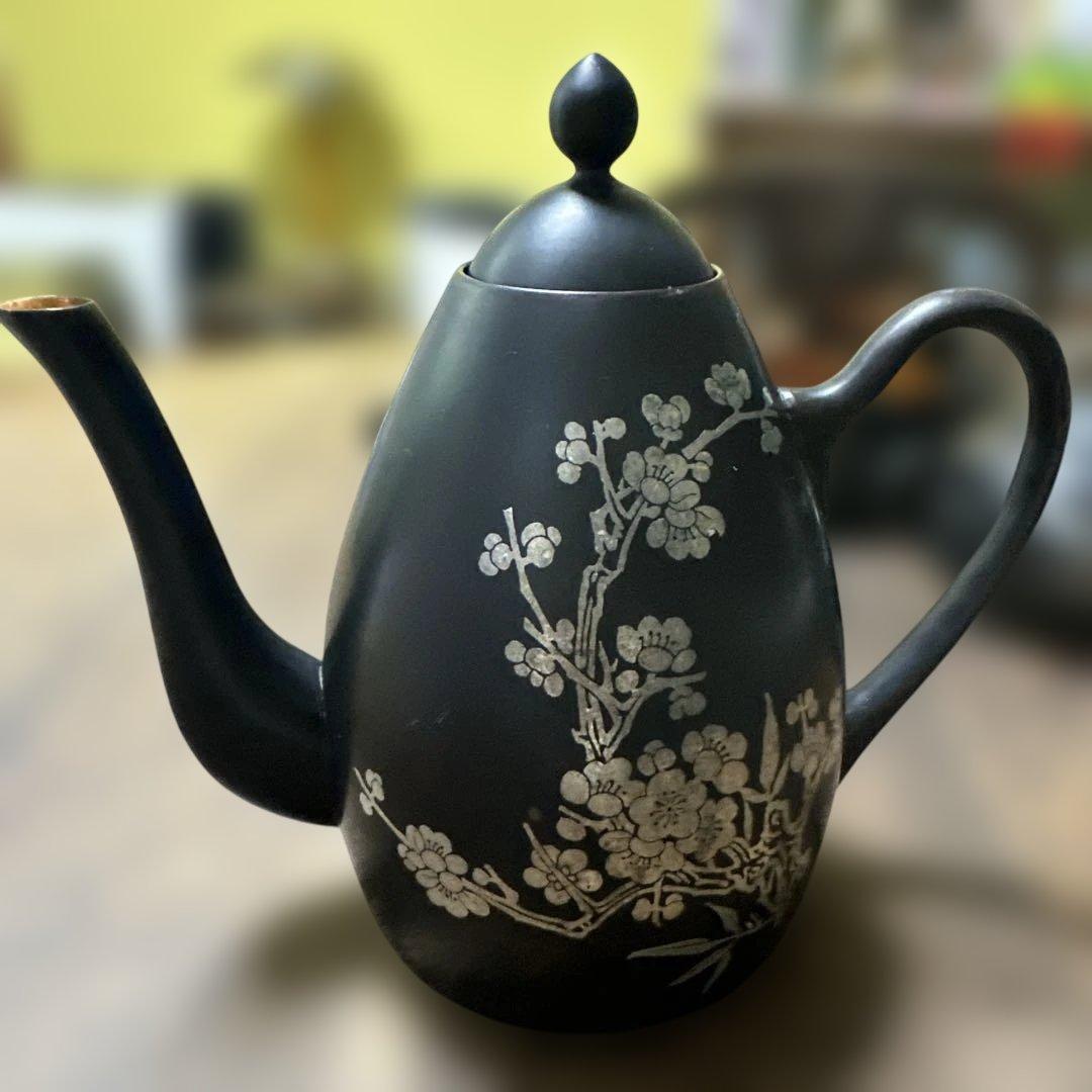 中国　ヴィンテージ　漆器 茶器セット 黒と金 花模様