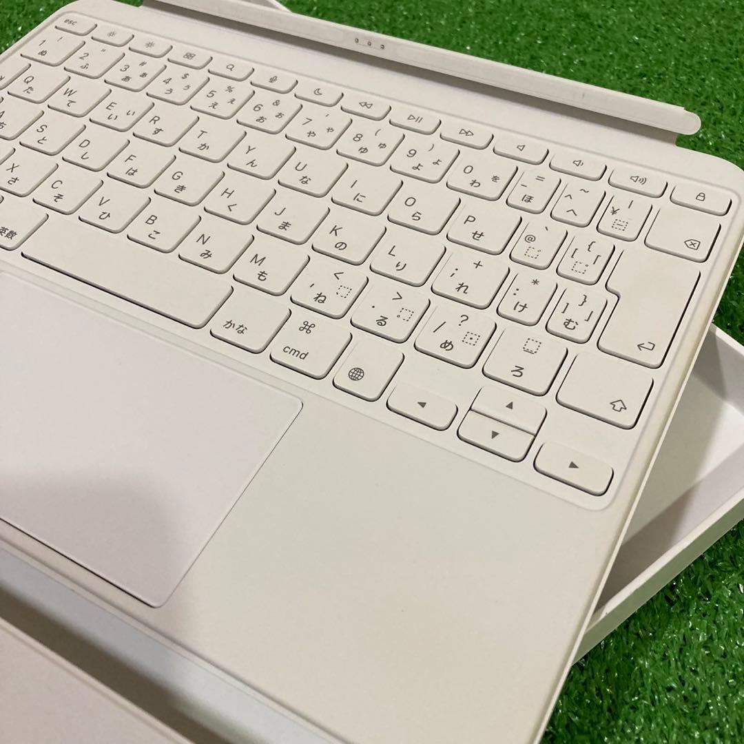 美品Apple iPad Magic Keyboard Folio A2695