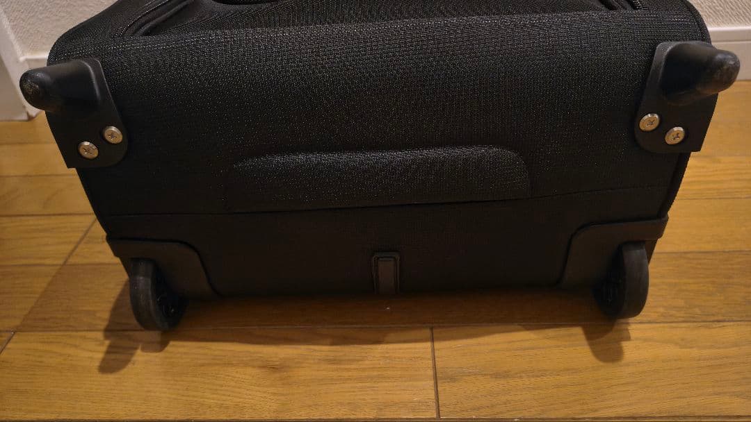 Travelpro Rolling Underseat Carry On 黒