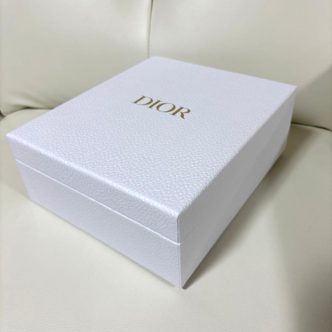 ✨【新品未使用 】DIOR プラチナ 会員バースデージャドールヘアミスト&ブラシ