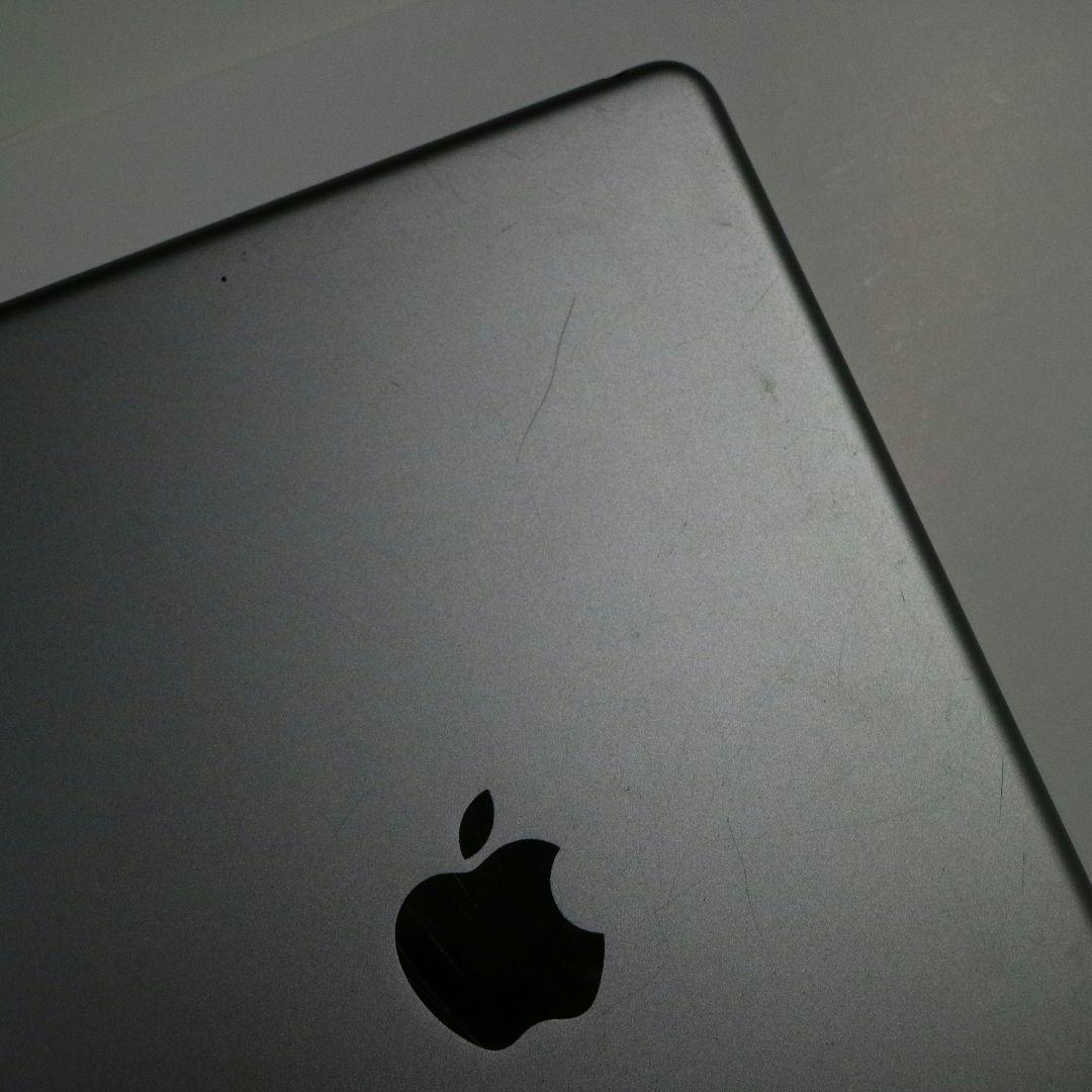 【使用感あり】Apple iPad 第5世代 32GB Wi-Fi