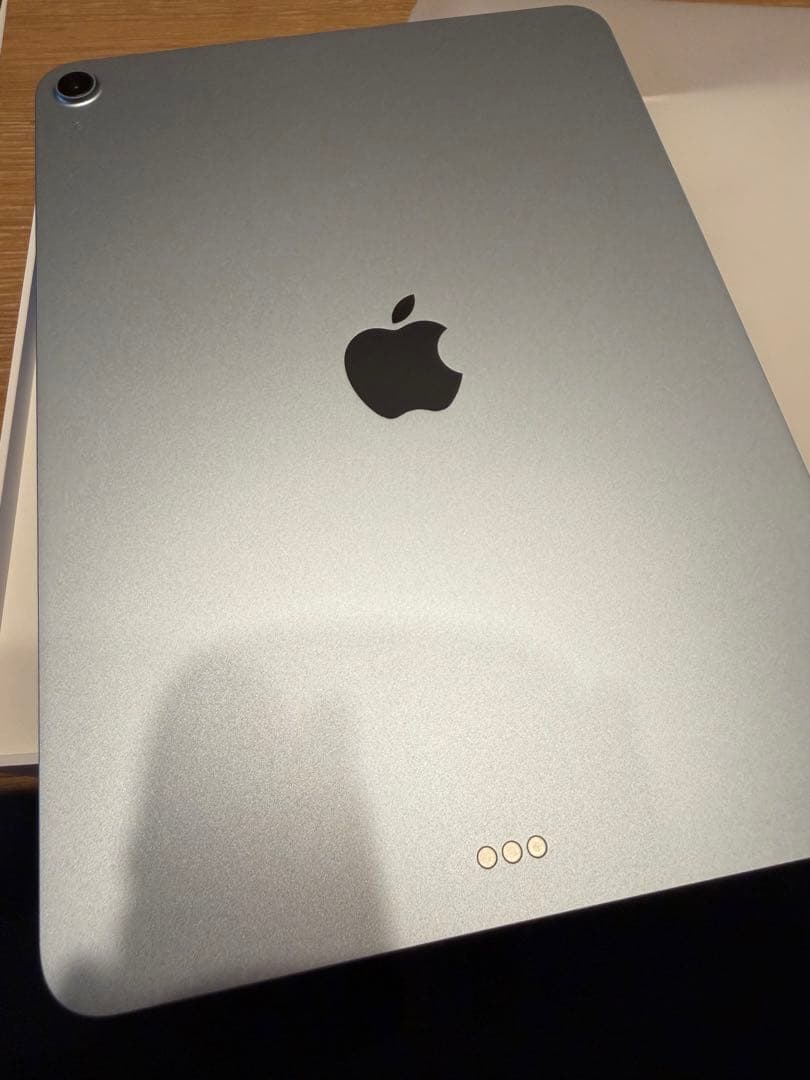 美品　iPad Air 11インチ M3 256GB ブルー 本体 充電器付き