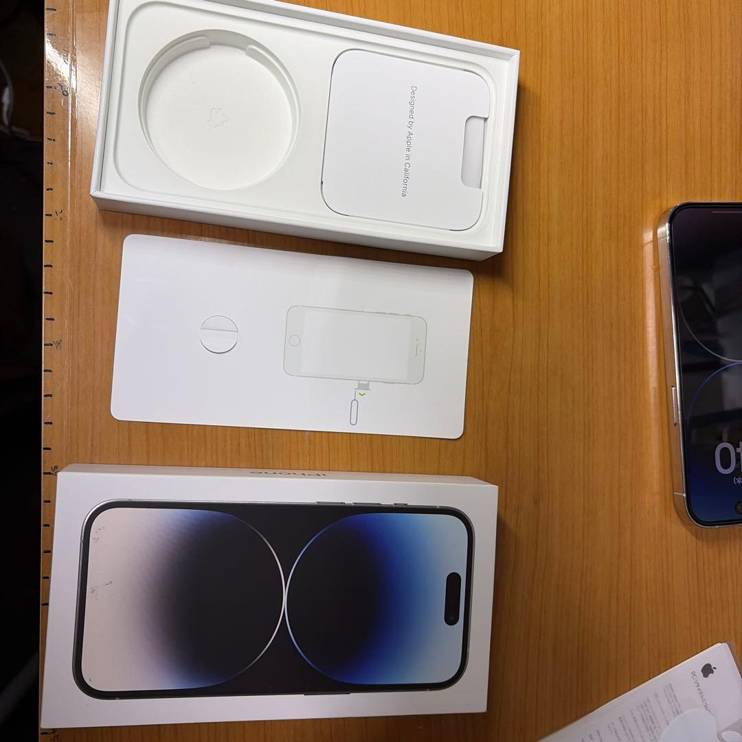 美品 SIMフリー Apple iPhone 14 Pro シルバー