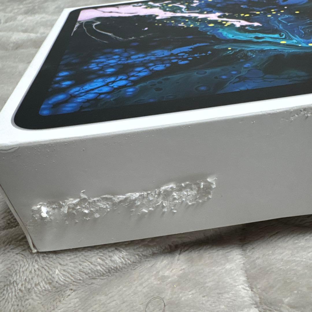 iPad pro 11インチ第1世代Logicoolキーボード・タッチペン付き