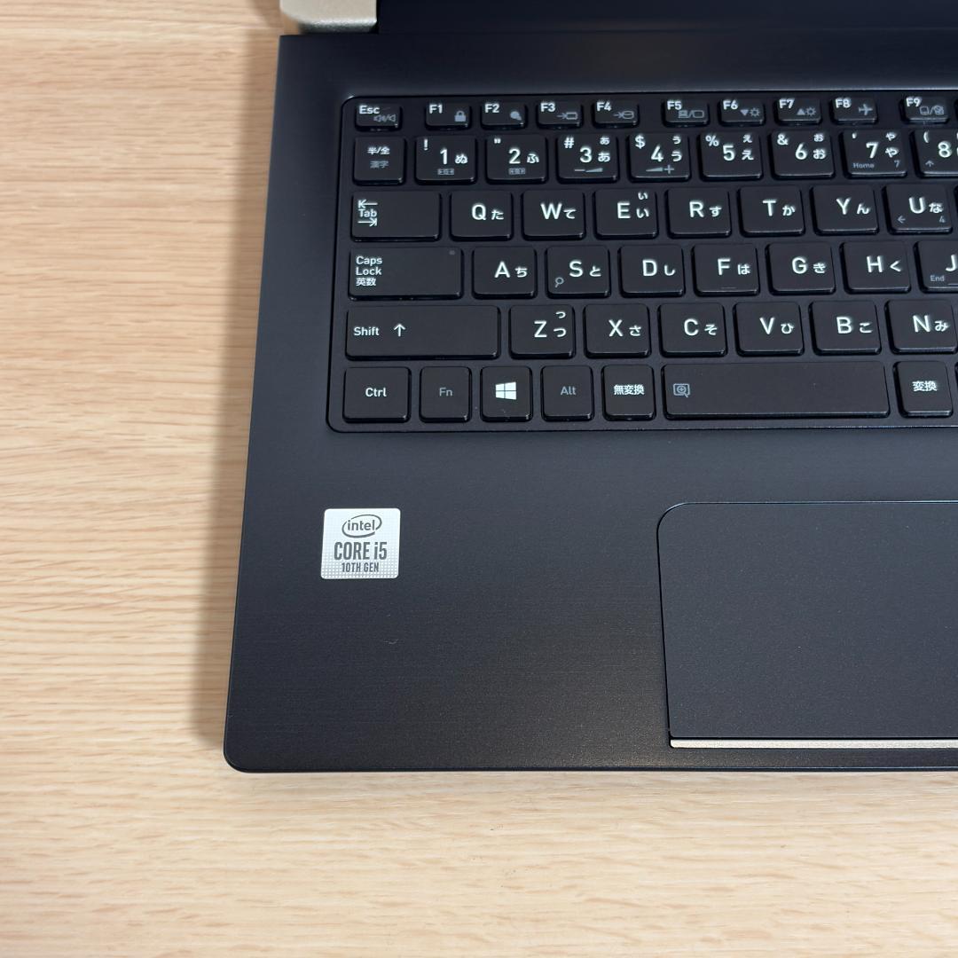 Dynabook　10世代i5　高年式　極美品　LTE　SSD　メモリ大盛　37
