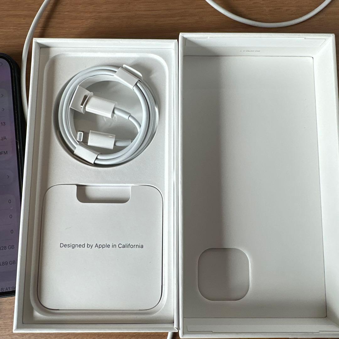 美品　Apple iPhone 13 128GB