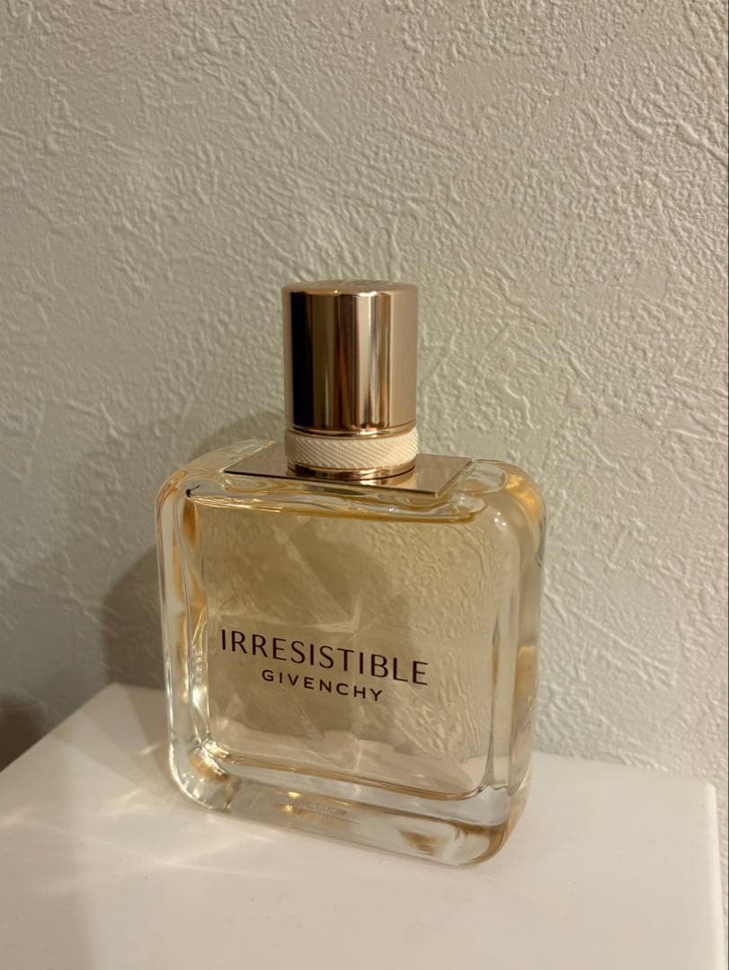 香水(女性用) GIVENCHY IRRESISTIBLE Eau de toilette