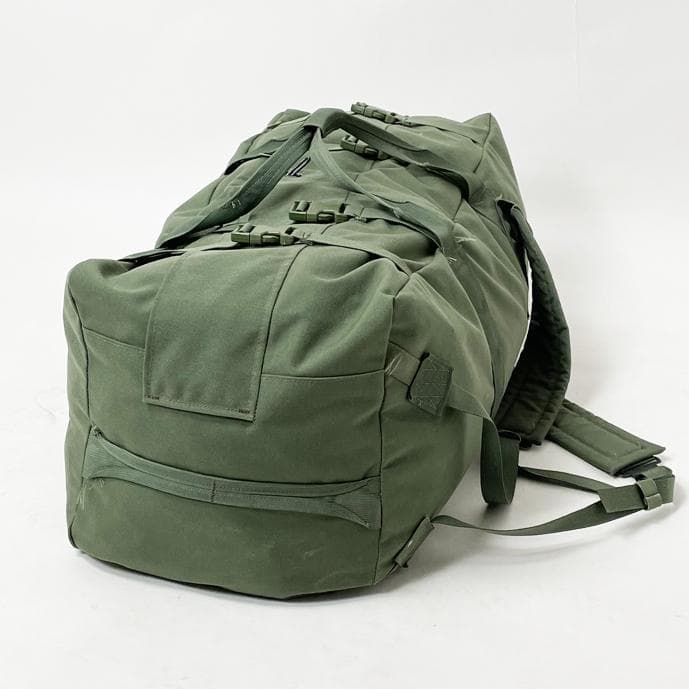 アメリカ軍 OD ナイロン ダッフルバッグ（USED）新型