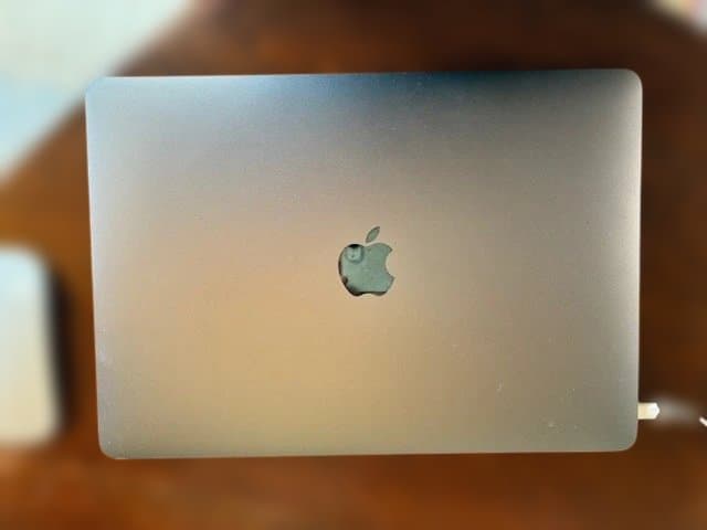 MacBook Air 13インチ M1 スペースグレー