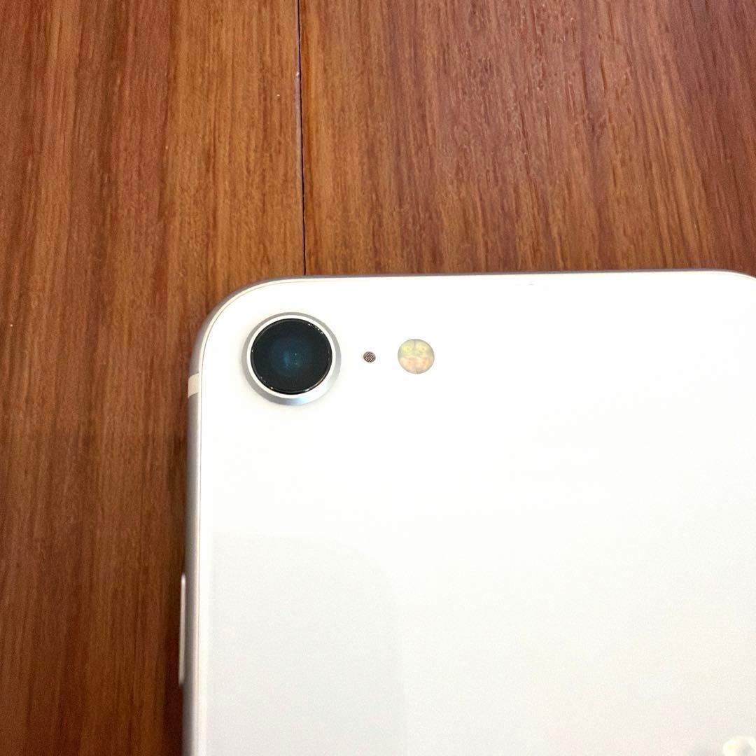 【極美品】iPhoneSE 第2世代 64GB ホワイト バッテリー最大容量99