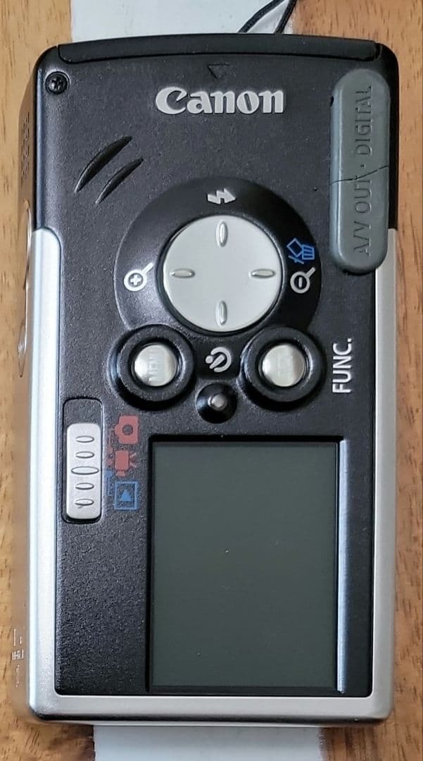 【稼働品】Canon IXY DIGITAL 4.0メガピクセル　専用ケース付き
