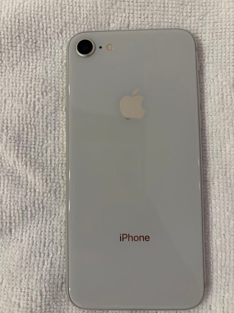 Apple iPhone 8 64GB 本体 バッテリー容量76%