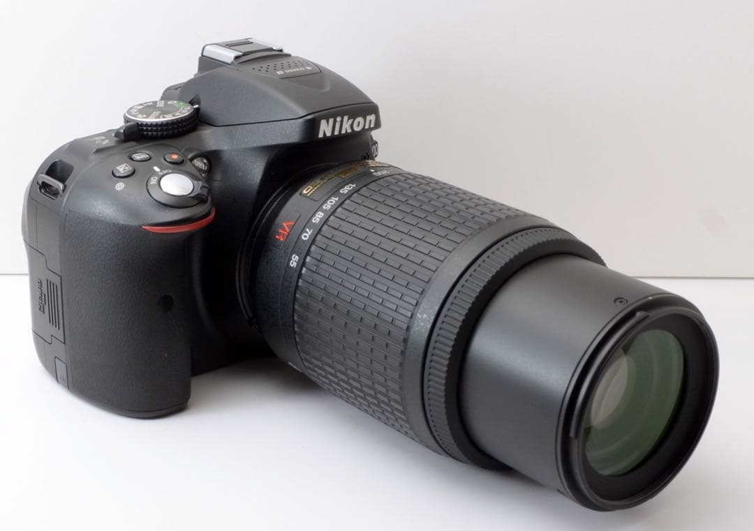 S数約1万回！Nikon D5300★Wi-Fi内蔵★カメラバック★レンズ2本