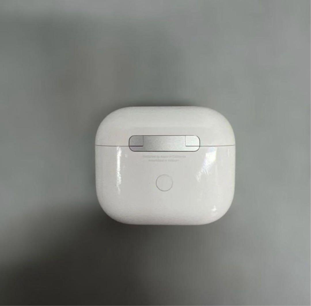 AirPods本体 ホワイト第3世代　APPLE MPNY3J/A WHITE