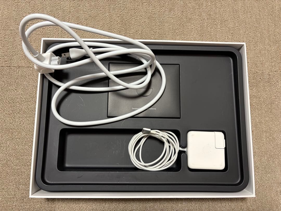 MacBook本体 MacBook Air 13inch