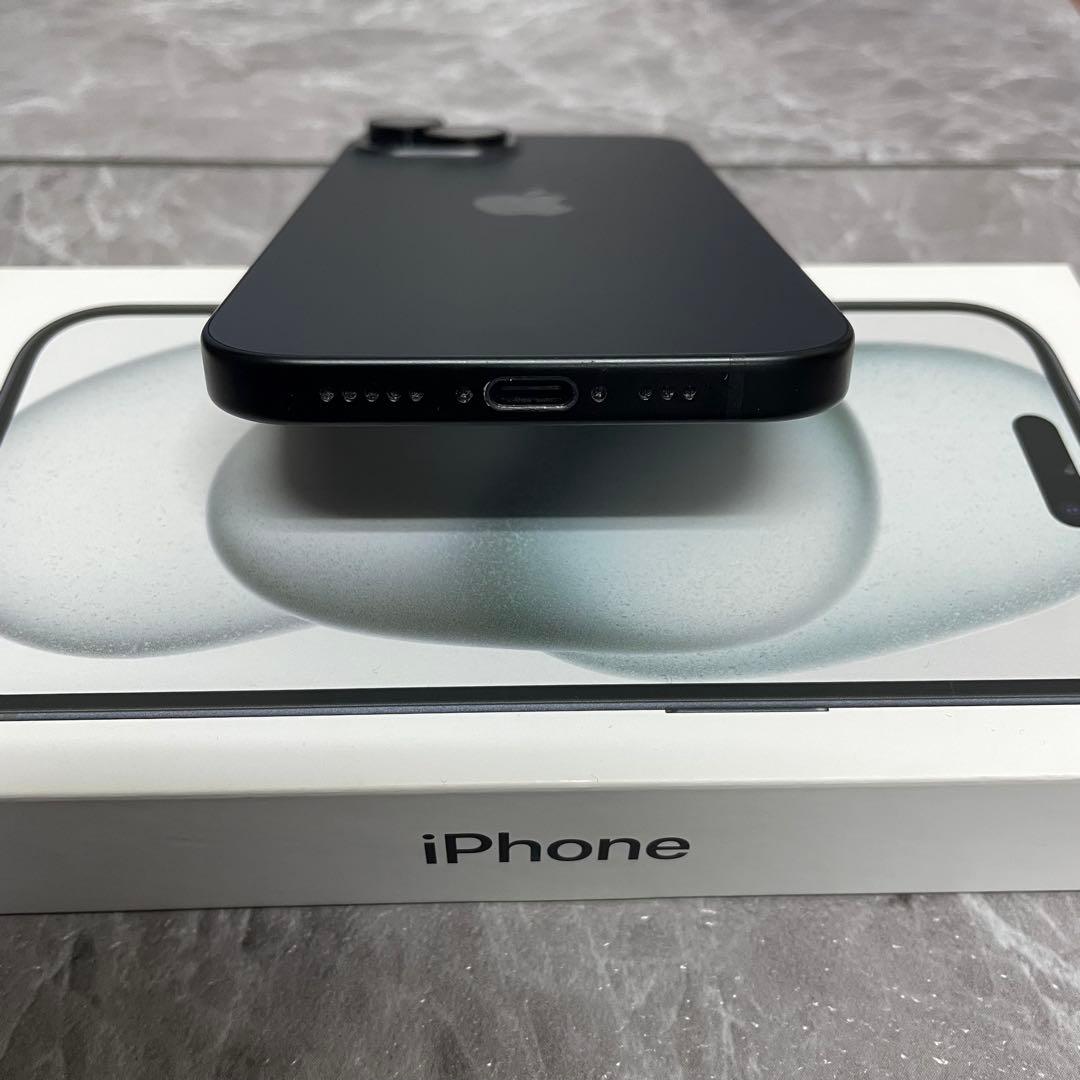 Apple iPhone 15 125GB ブラック SIMフリー