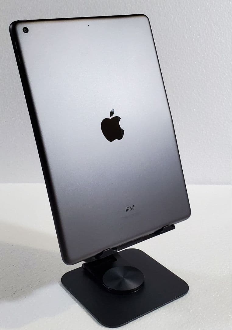 iPad 第9世代 10.2インチ 256GBモデル/反りあり・動作品