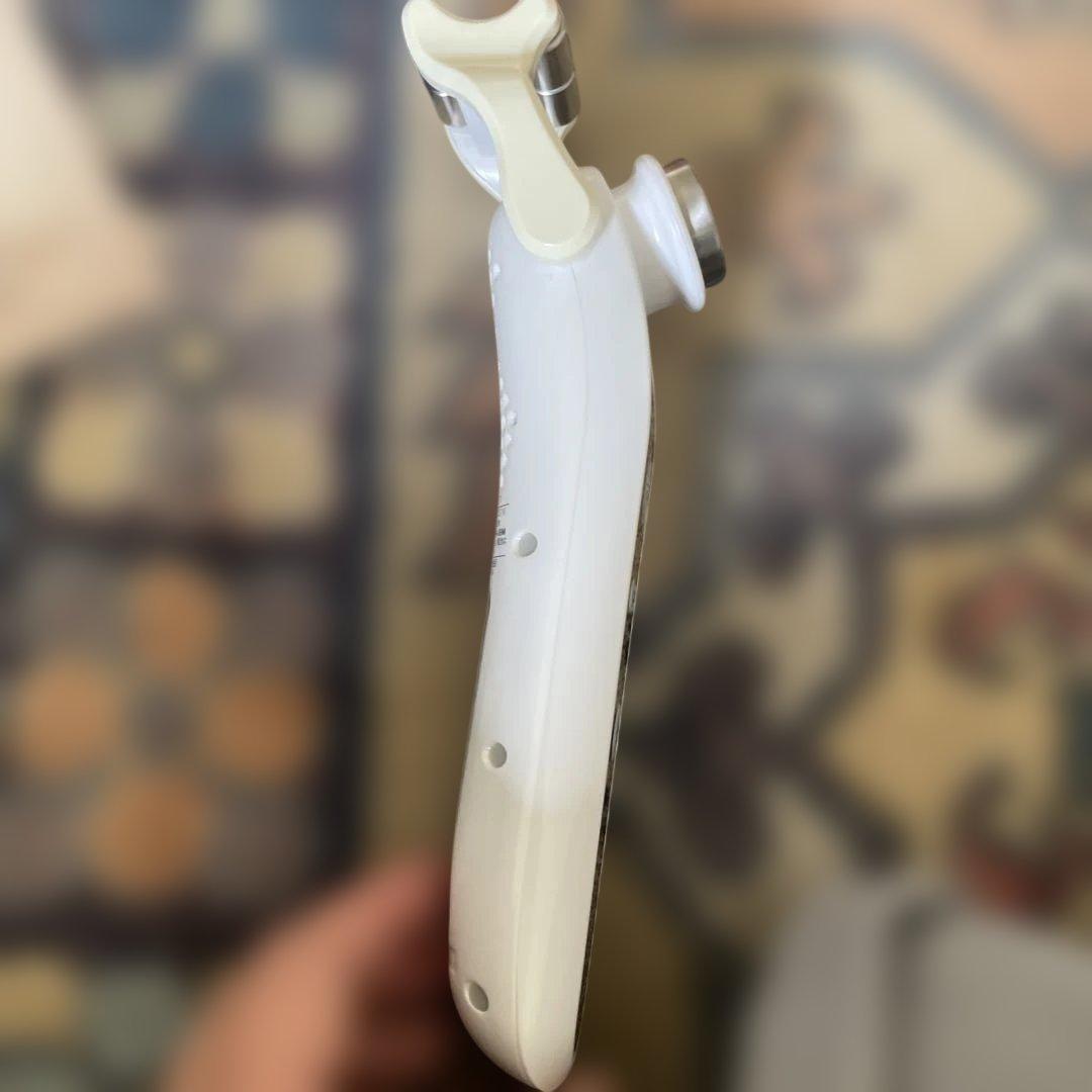MEGA BEAUTY 美顔器