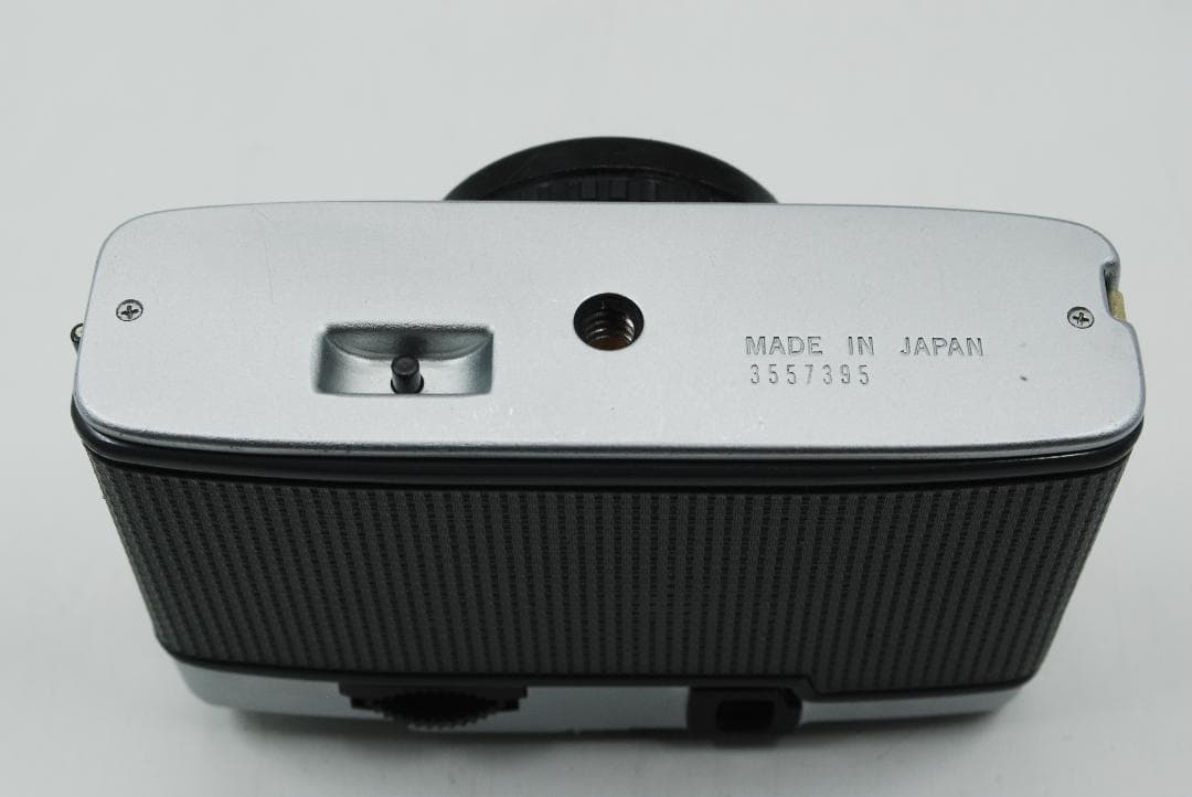 ■動作品■ 人気機種 OLYMPUS PEN EE-2 ハーフサイズカメラ