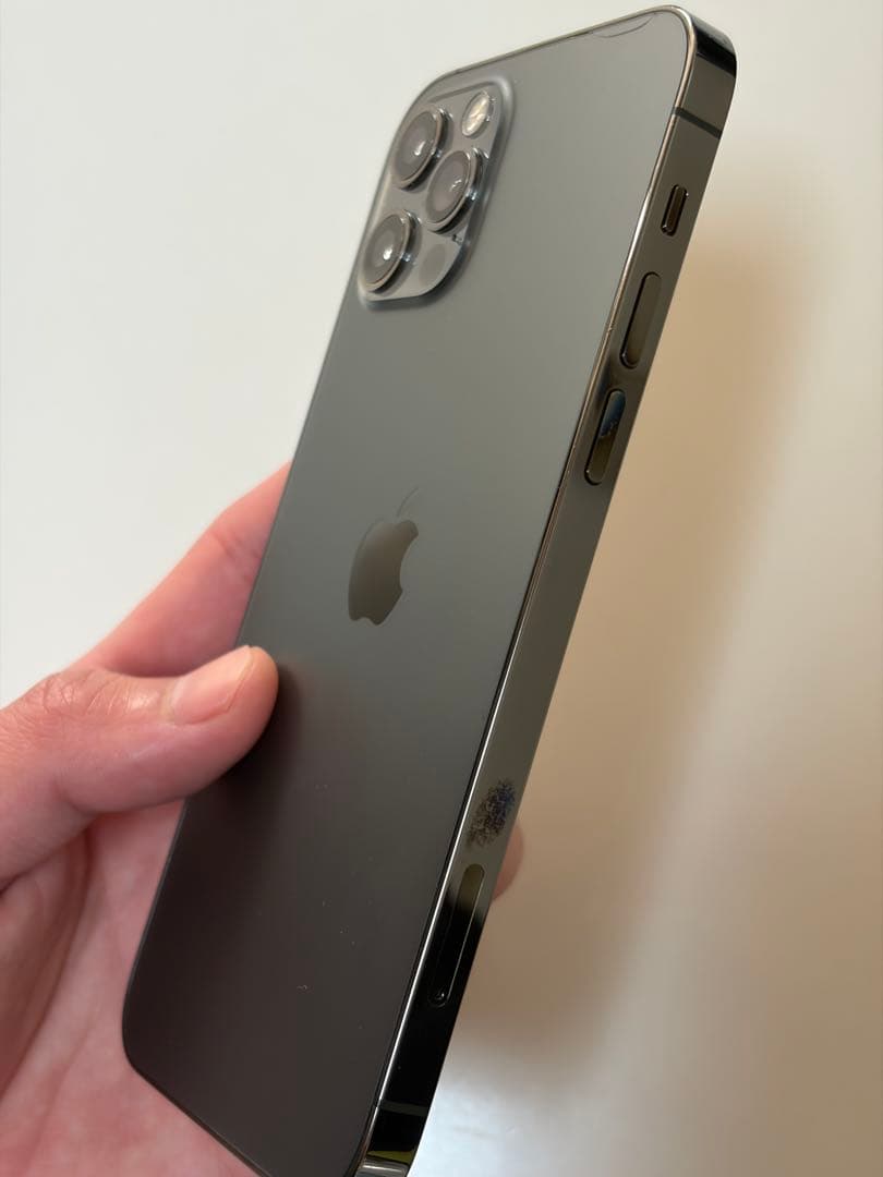 【はる❤️】iPhone 12 pro SIMフリー