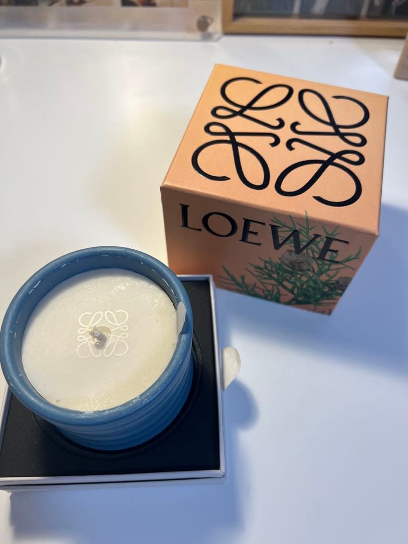 LOEWE Cypress アロマキャンドル 170g