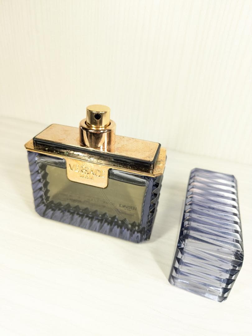 希少　ヴェルサーチ　マン　オードトワレ　パープル　50ml
