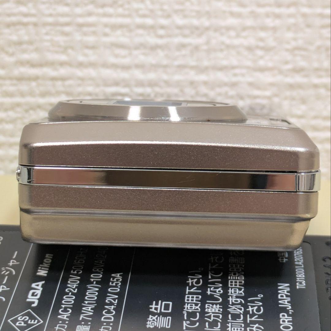 Nikon COOLPIX ニコン クールピクス s600 デジカメ コンデジ