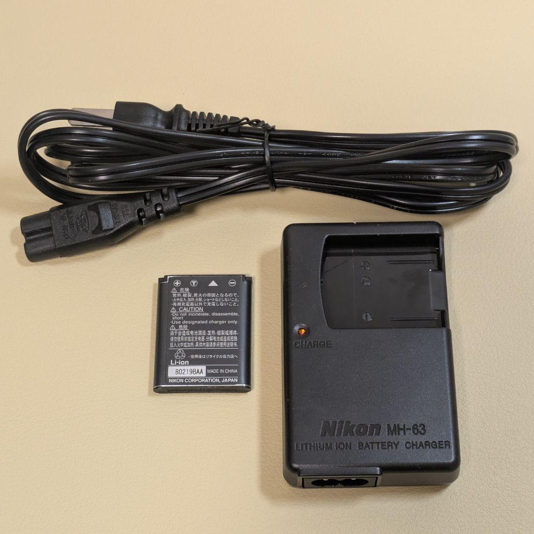 Nikon COOLPIX ニコン クールピクス s600 デジカメ コンデジ