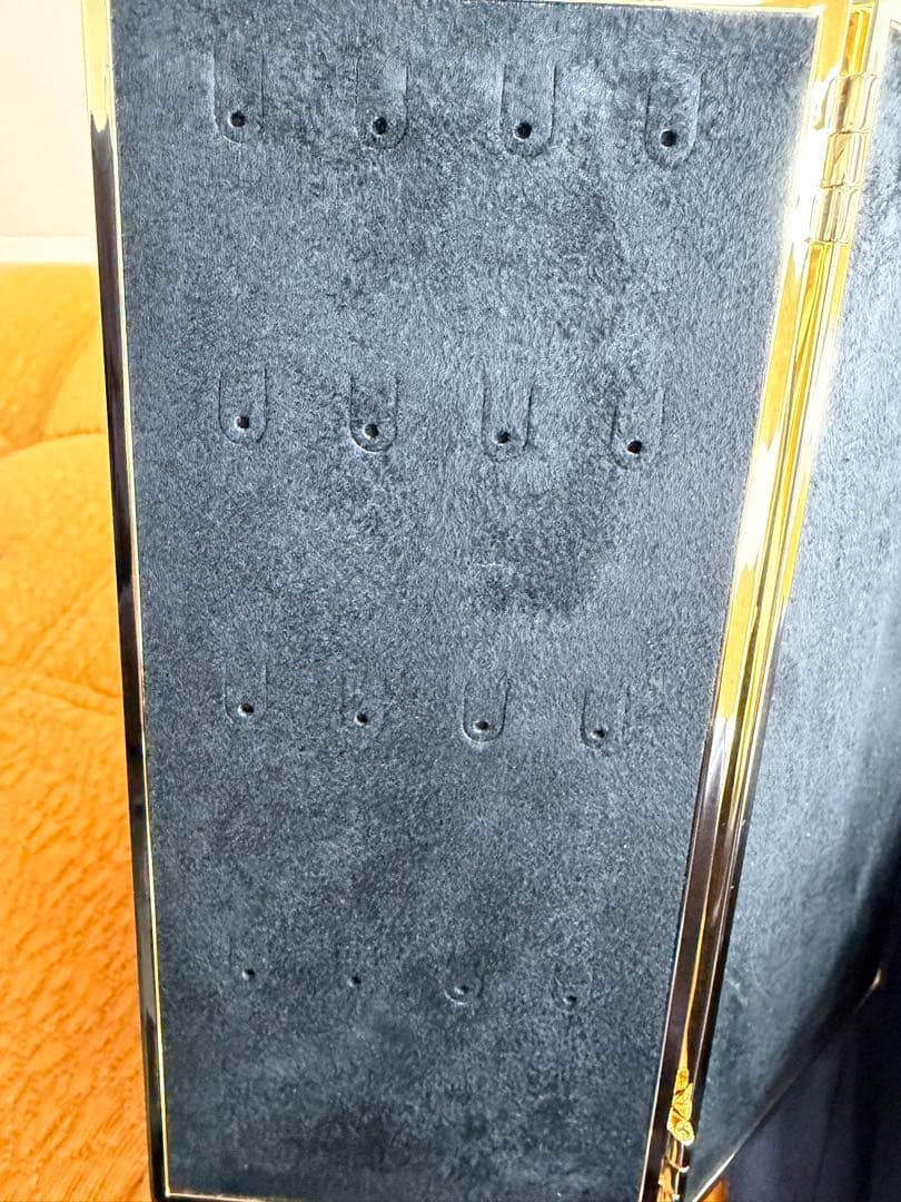 【新品】CHANEL ゴールド ジュエリースタンド