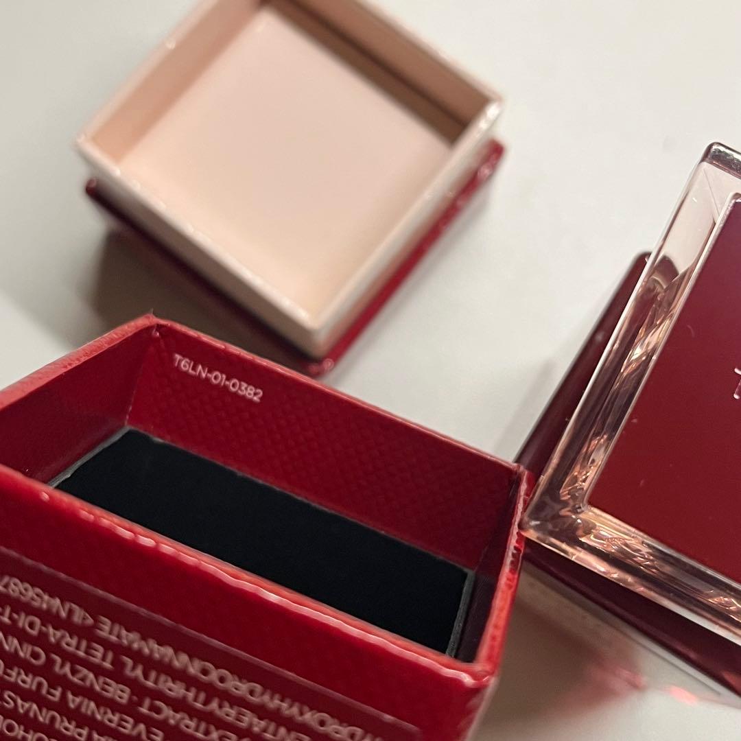 TOM FORD トムフォード ロストチェリー オードパルファム 50ml