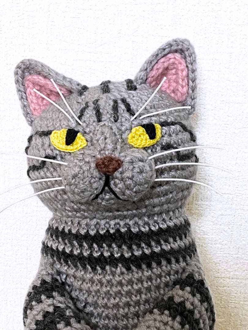 バブーシュカのサバトラ猫さんのあみぐるみ