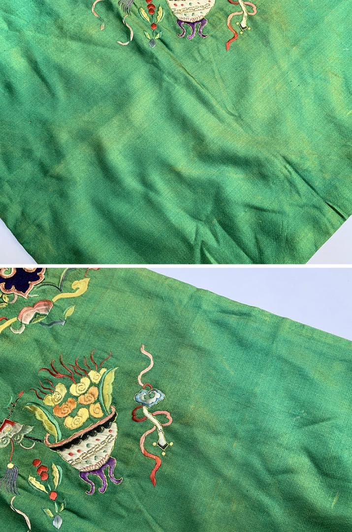 【繍】　★ 織繍 緑色緞地博古紋肚兜 ★　清朝期　珊瑚 如意 刺繍文様　明清繍品