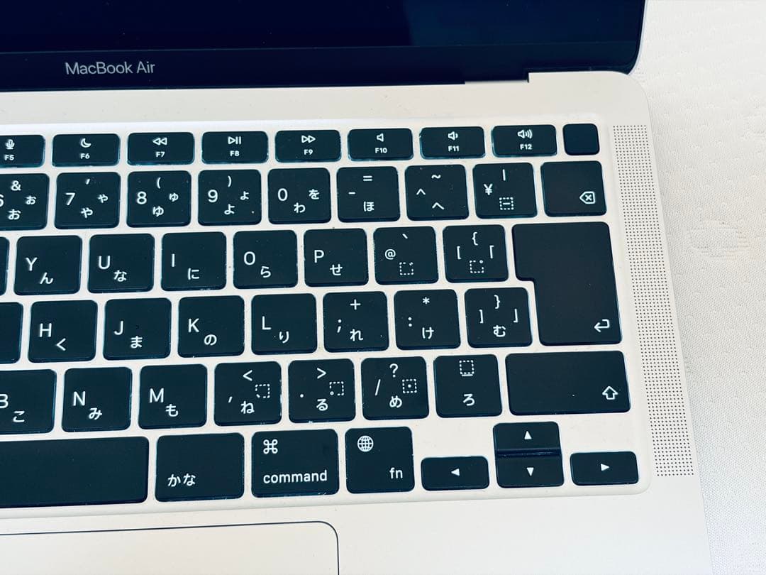 MacBook Air シルバー　付属品、箱全てあり