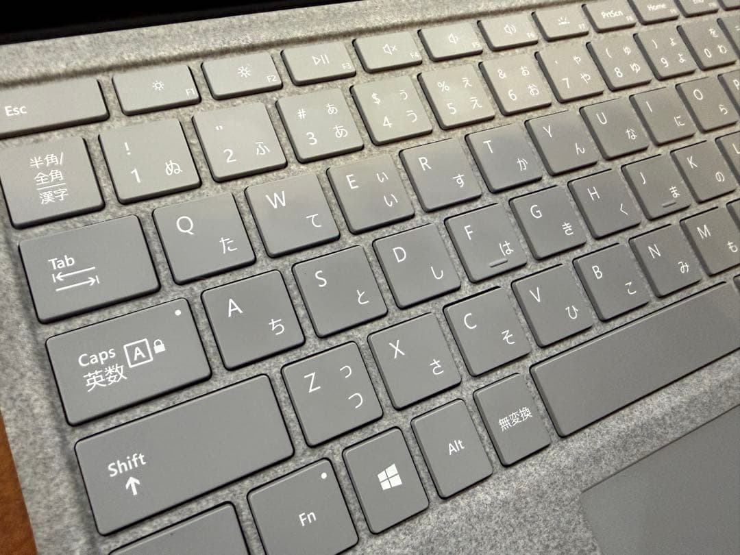 美品Microsoft Surface Pro 6本体 + キーボード 付属品