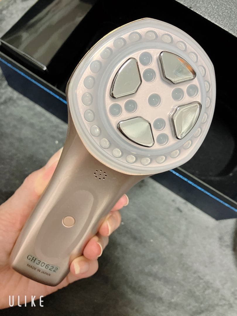 ちかやんDr.Arrivo ゴーストプレミアム 美顔器
