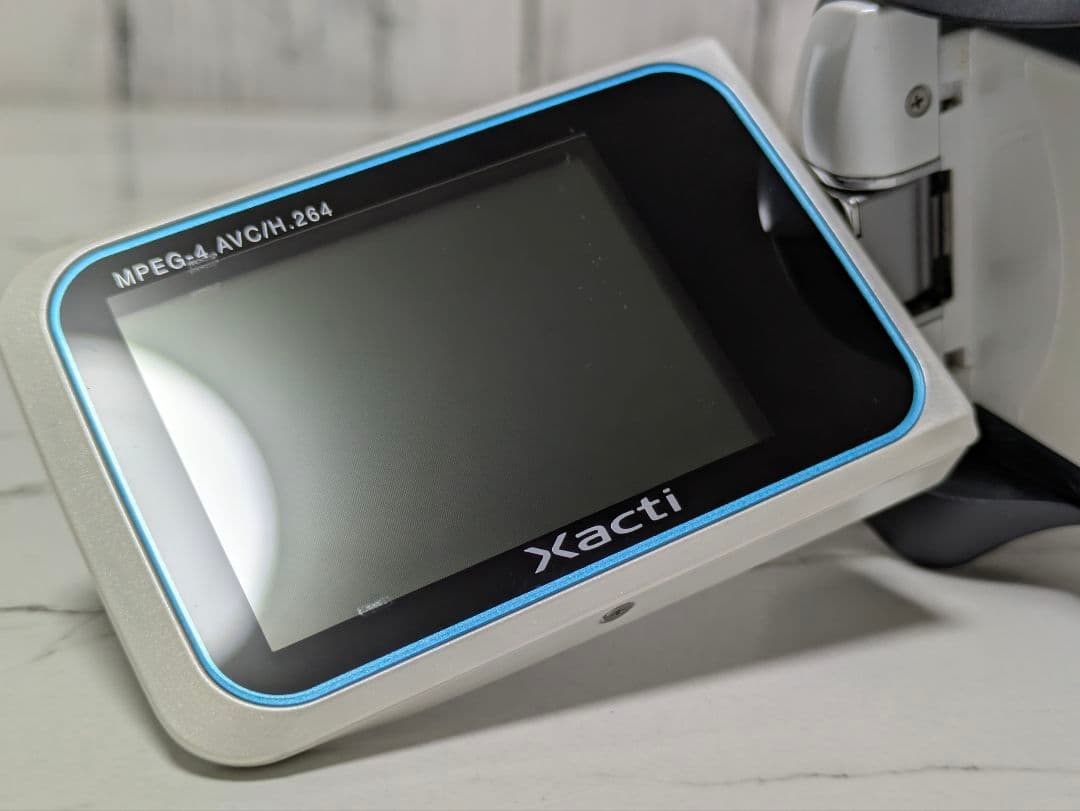 SANYO　Xacti　DMX-CA65